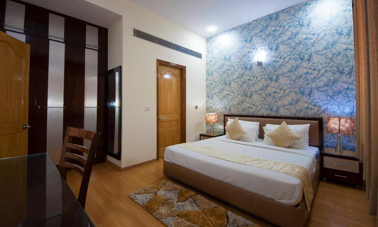 Imperial Apartments Huda City Gurgaon Bagian luar foto
