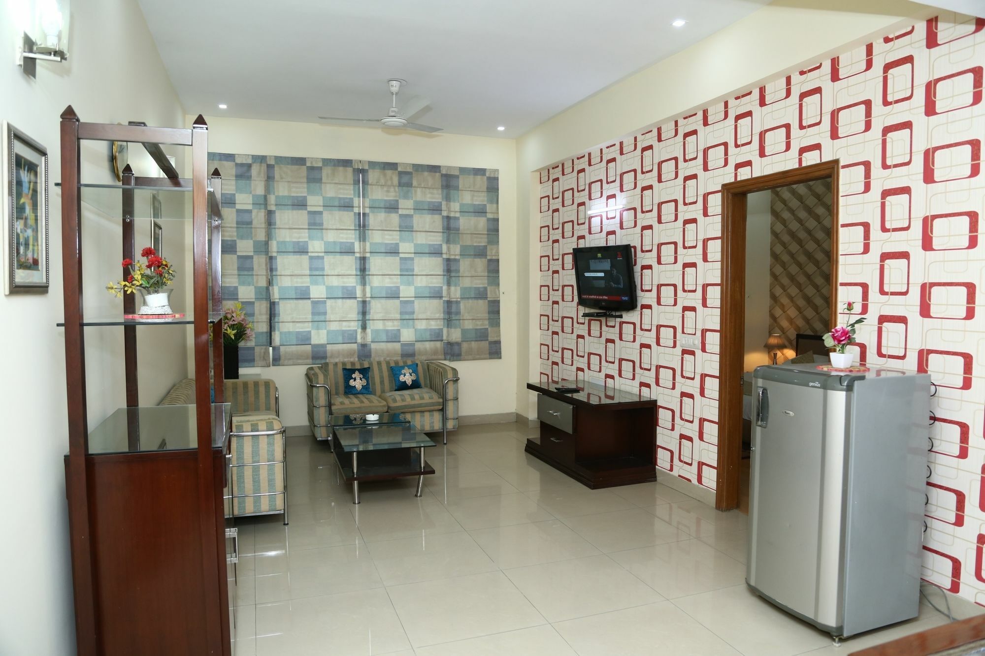 Imperial Apartments Huda City Gurgaon Bagian luar foto